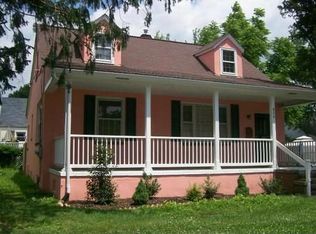 622 W Palmer St, Morrisville, PA