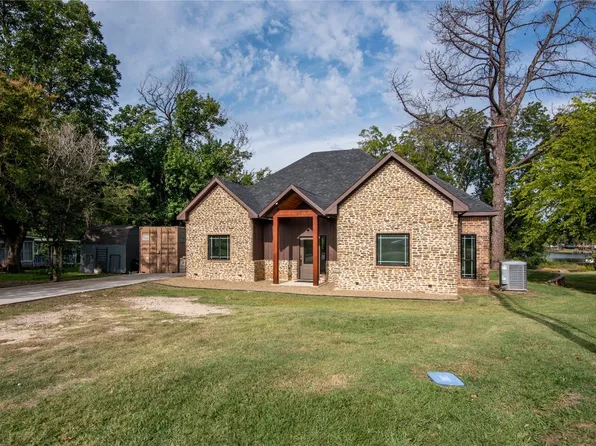 3513 Canal St, Wills Point, TX 75169