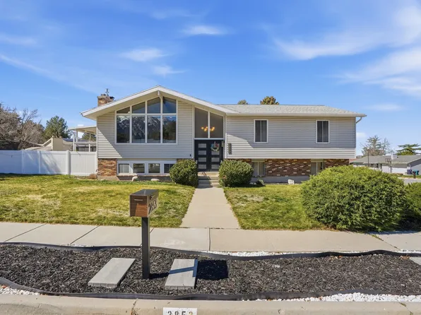 2853 E Willow Hills Dr, Sandy, UT 84093
