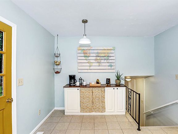 5th image of 323 Forrest Park Ct NW
