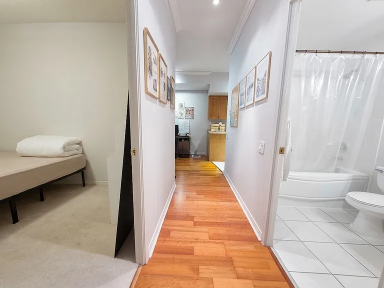 115 Richmond St E #203 — Photo 6