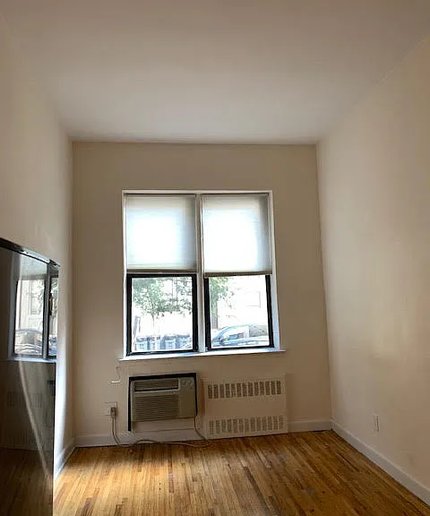 407 E 88th St #1A — Photo 3