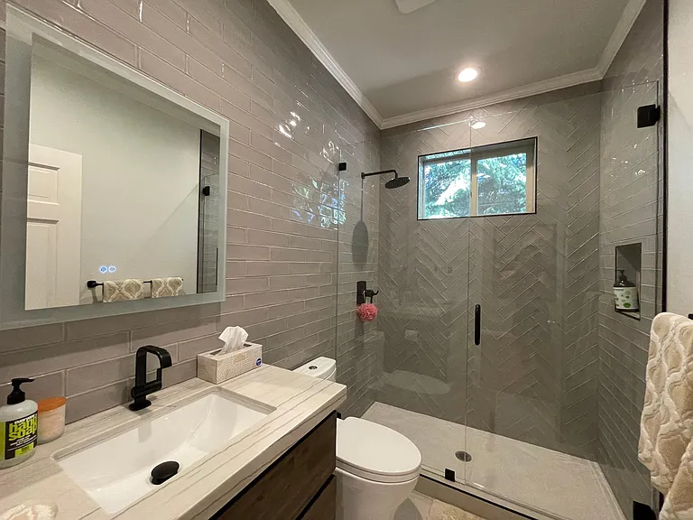 701 Martingale Ln — Photo 17