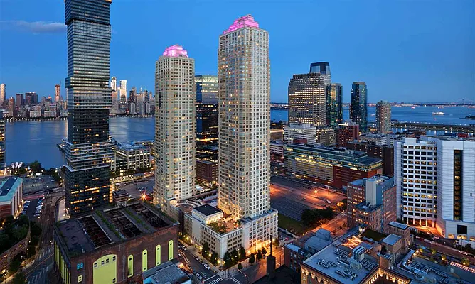 Sold by Trump International Realty | media 11
