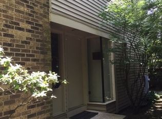71 Sunset Pl, Lake Forest, IL 60045