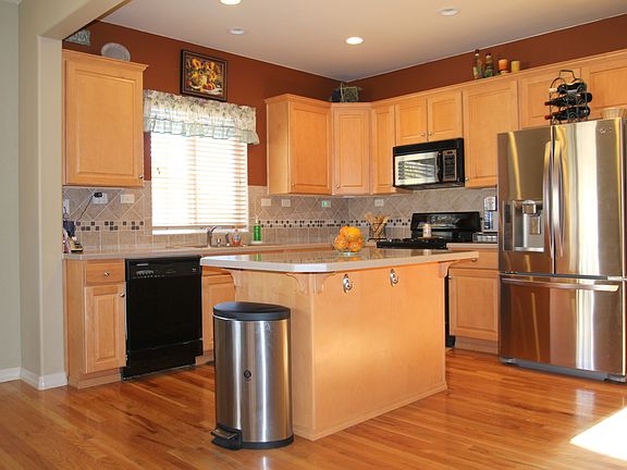 Kitchen with Island & Pantry