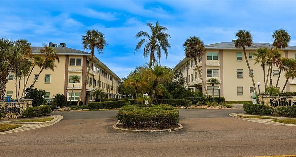1235 S Highland Ave #4-306