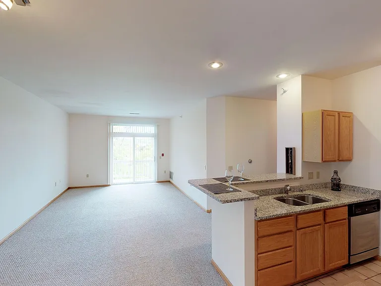 Seminole Woods Apartments — Photo 120