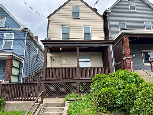 902 Gibson St Photo 1