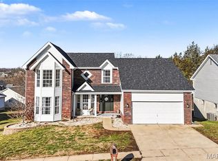 3037 Southoaks Pl, Saint Louis, MO 63129