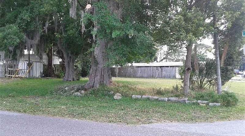 1st image of 908 51st Ave W