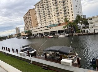 440 Paradise Isle Blvd APT 205, Hallandale Beach, FL 33009