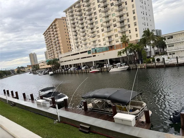 440 Paradise Isle Blvd APT 205, Hallandale Beach, FL 33009