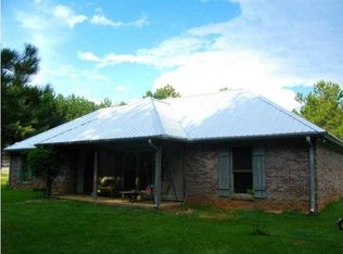 455 Country Ln, Morton, MS 39117