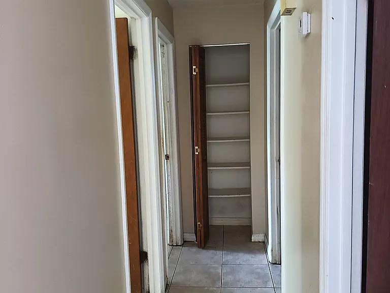 12 Jackson Ct #12 — Photo 5