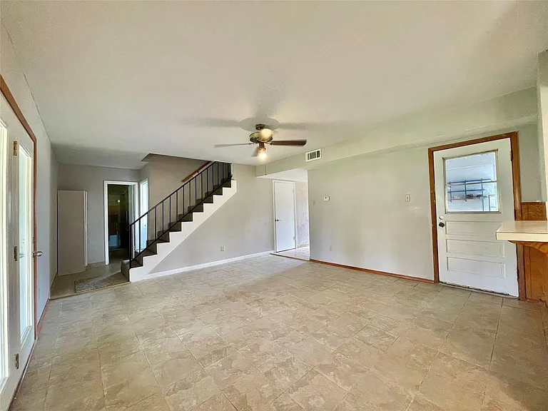 509 Dwyer St — Photo 11