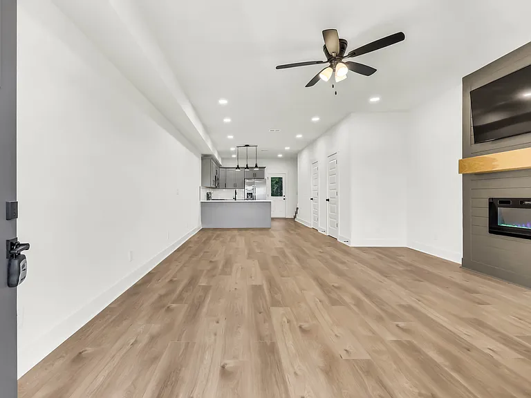 344 Front Ridge Cir — Photo 8