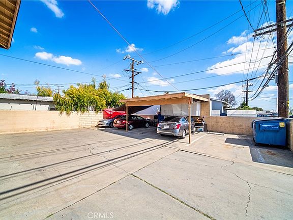 3rd image of 1342 Edgewood Dr