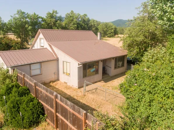 6730 Holland Loop Rd, Cave Junction, OR 97523