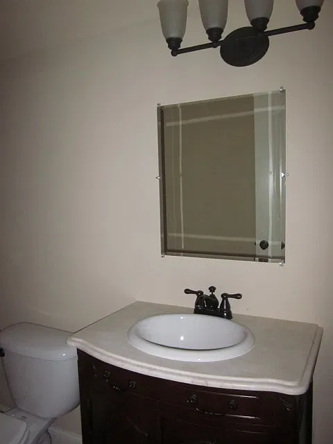 Studio, 6.5 bath, $850 — Photo 1