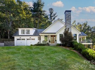 108 Wolf Shoals Dr, Hendersonville, NC 28739