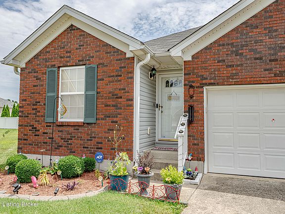 5th image of 7019 Shutesbury Cir