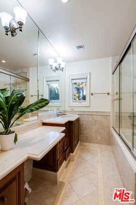 523 N Crescent Dr, Beverly Hills, CA 90210 | Zillow