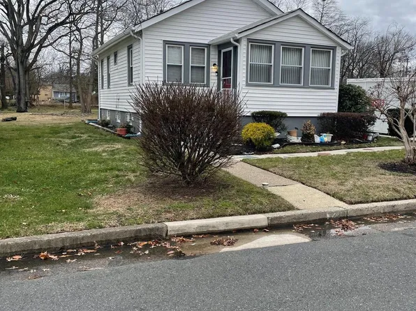 3223 Gladwyn Ave, Pennsauken, NJ 08109
