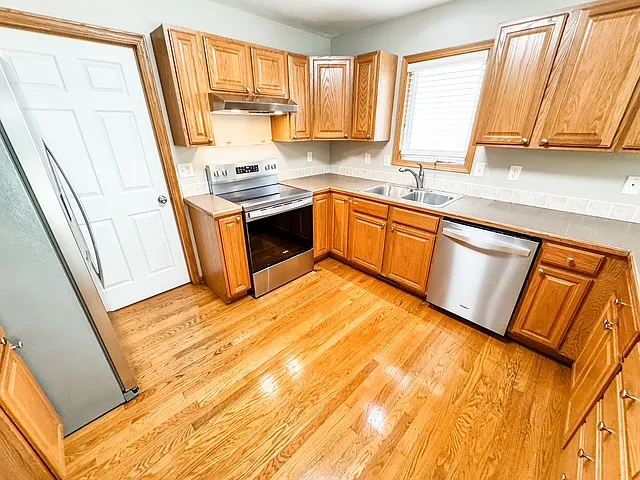 6111 Thompson Creek Blvd — Photo 5