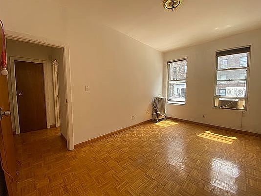1st image of 2814 41st Ave #2