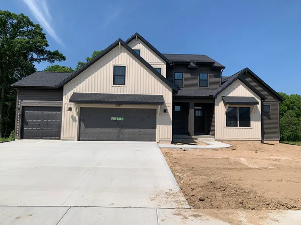 6557 Ravine Point Dr NE, Rockford, MI 49341