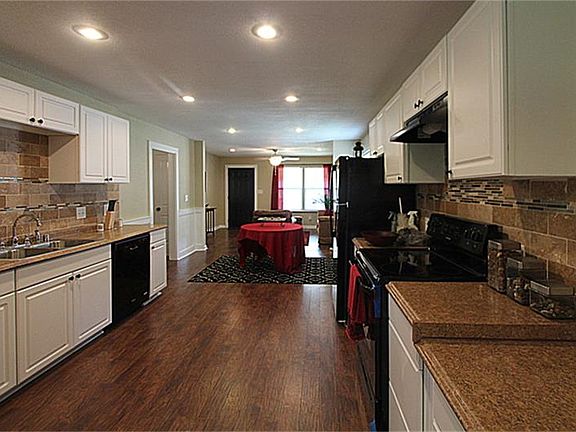 4th image of 6919 Hillsboro St