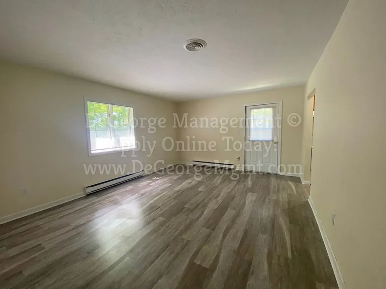 311 1/2 Washington St — Photo 12