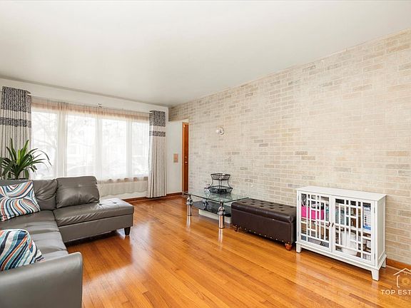 5th image of 4554 S Harding Ave