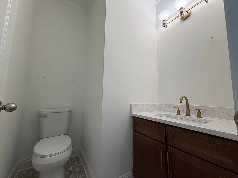 768 Laurel West Ln — Photo 18