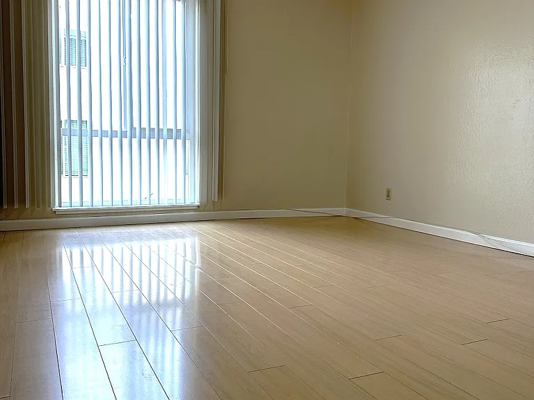 378 Richmond Dr #4 — Photo 14