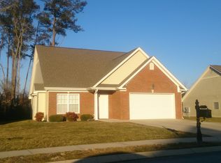 122 Briarstone Dr, Rossville, GA 30741