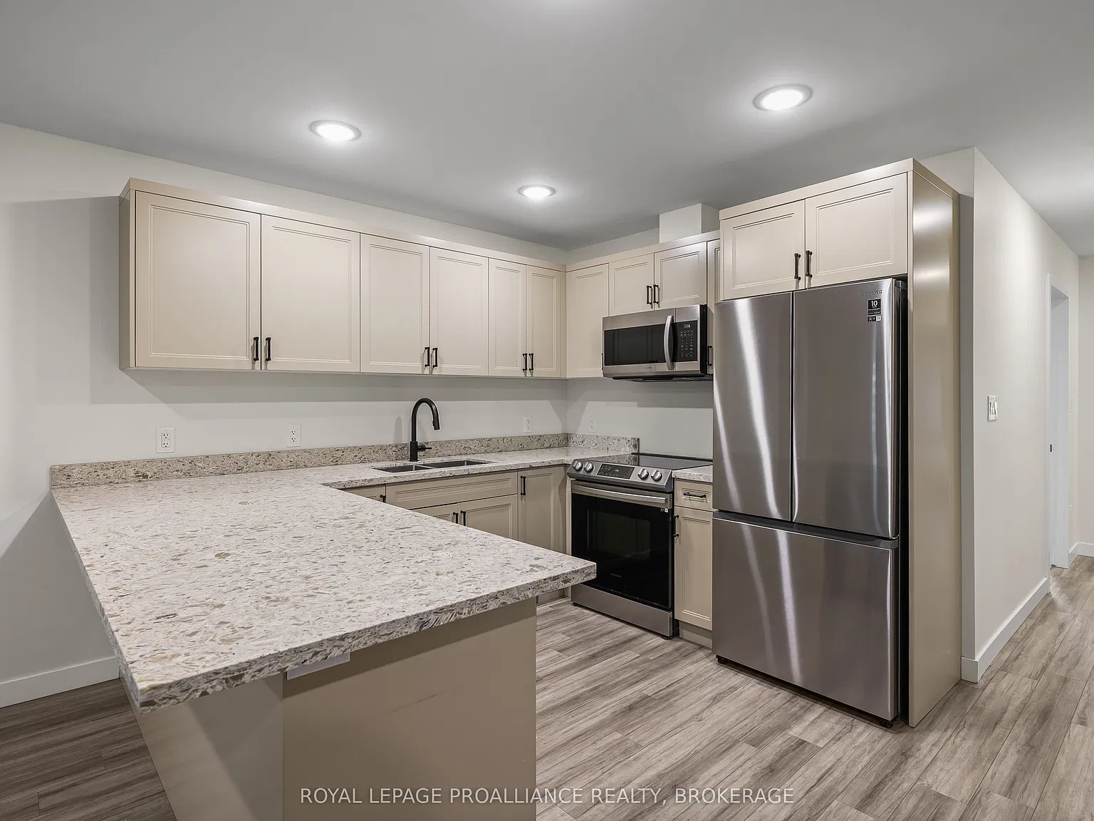2 bed, $2,250 — Photo 4