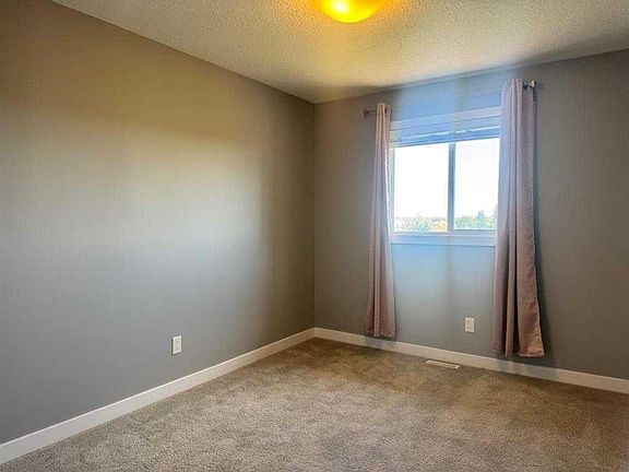 5th image of 8453 101st Ave