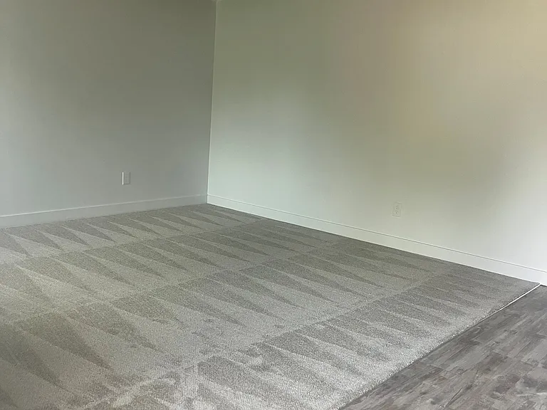 7920 SE Southgate St — Photo 11