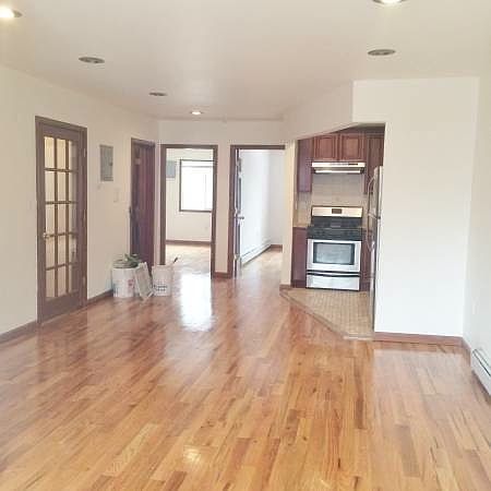 2nd image of 514 Kosciuszko St
