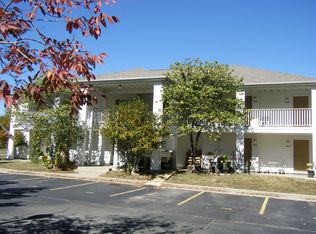 100 Osage Hills #100, Lake Ozark, MO 65049