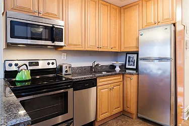 Rented by Engel and Volkers Brownstone Brooklyn