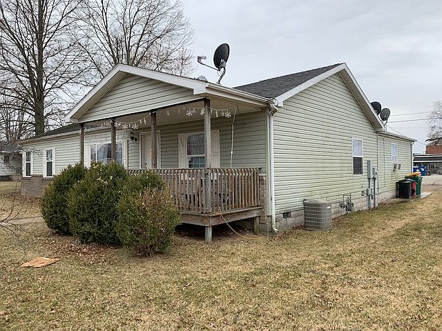 2nd image of 1005 S Prettyman St