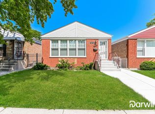 4555 S Lawler Ave, Chicago, IL 60638