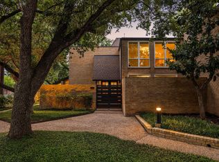 15573 Memorial Dr, Houston, TX 77079