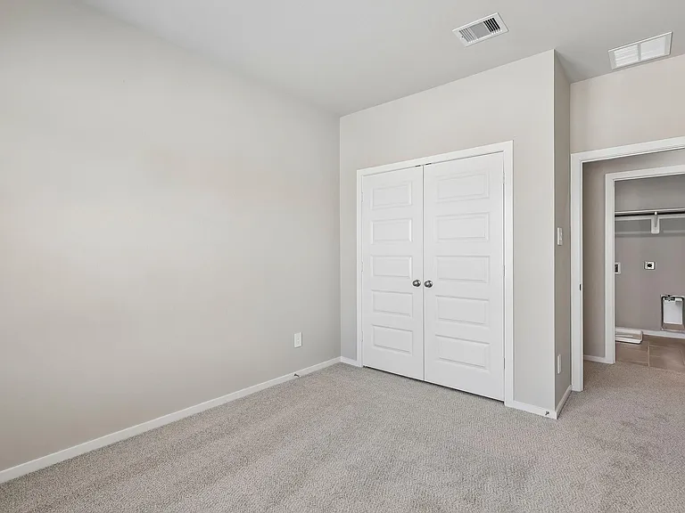 4215 Pine Springs Ct — Photo 15