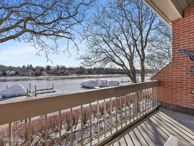 15 River Rd UNIT 220, Greenwich, CT, 06807