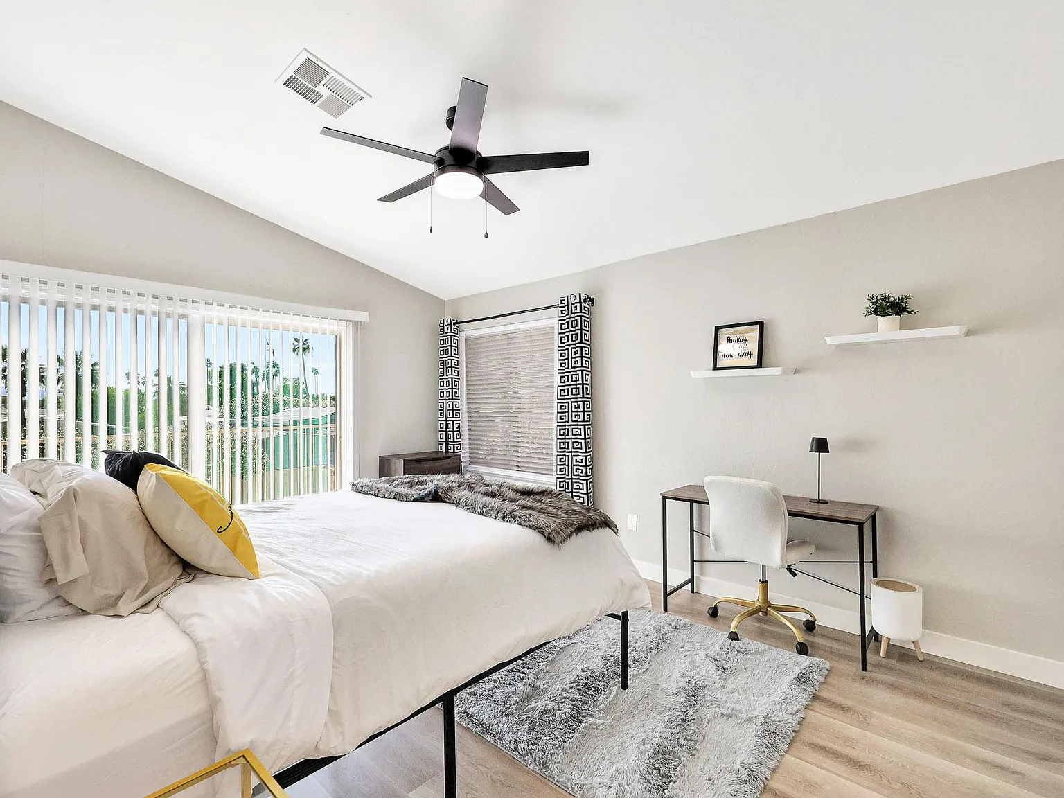 4 bed, 3.0 bath, 2700 sqft, $862 — Photo 3