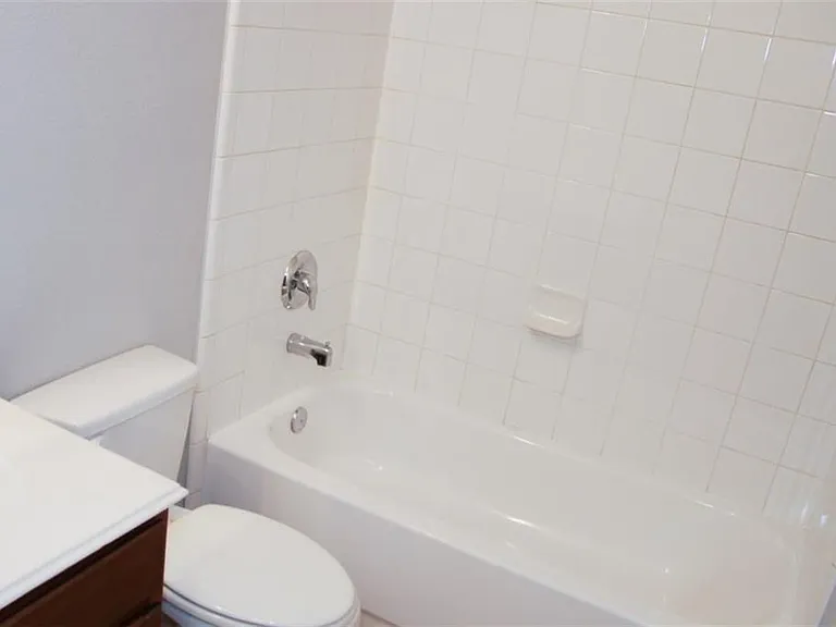 3613 Dove Ln — Photo 16